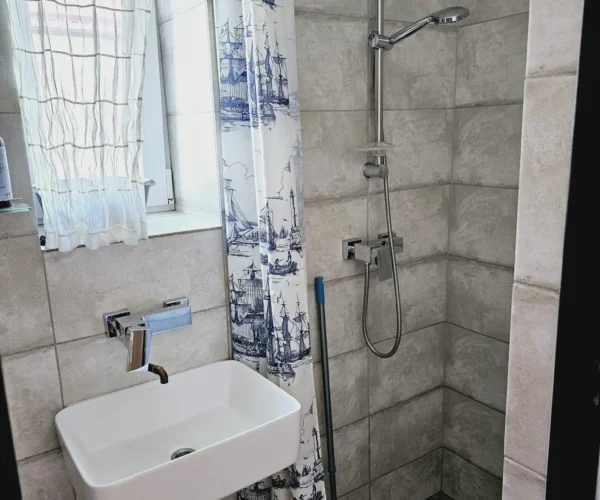 4-osobowy3-scaled-webp